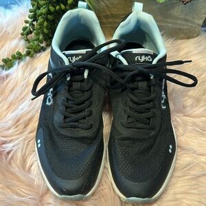 Women’s Ryka Tennis Shoes